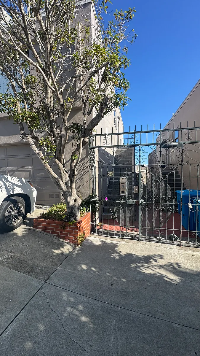 Building Photo - 54 Terra Vista Ave #4