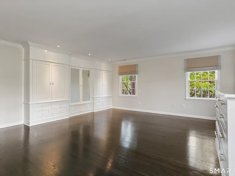 890 Silvermine Rd — Photo 14