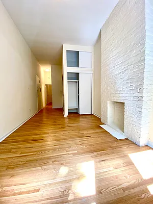 Rented by City & Suburban | media 18