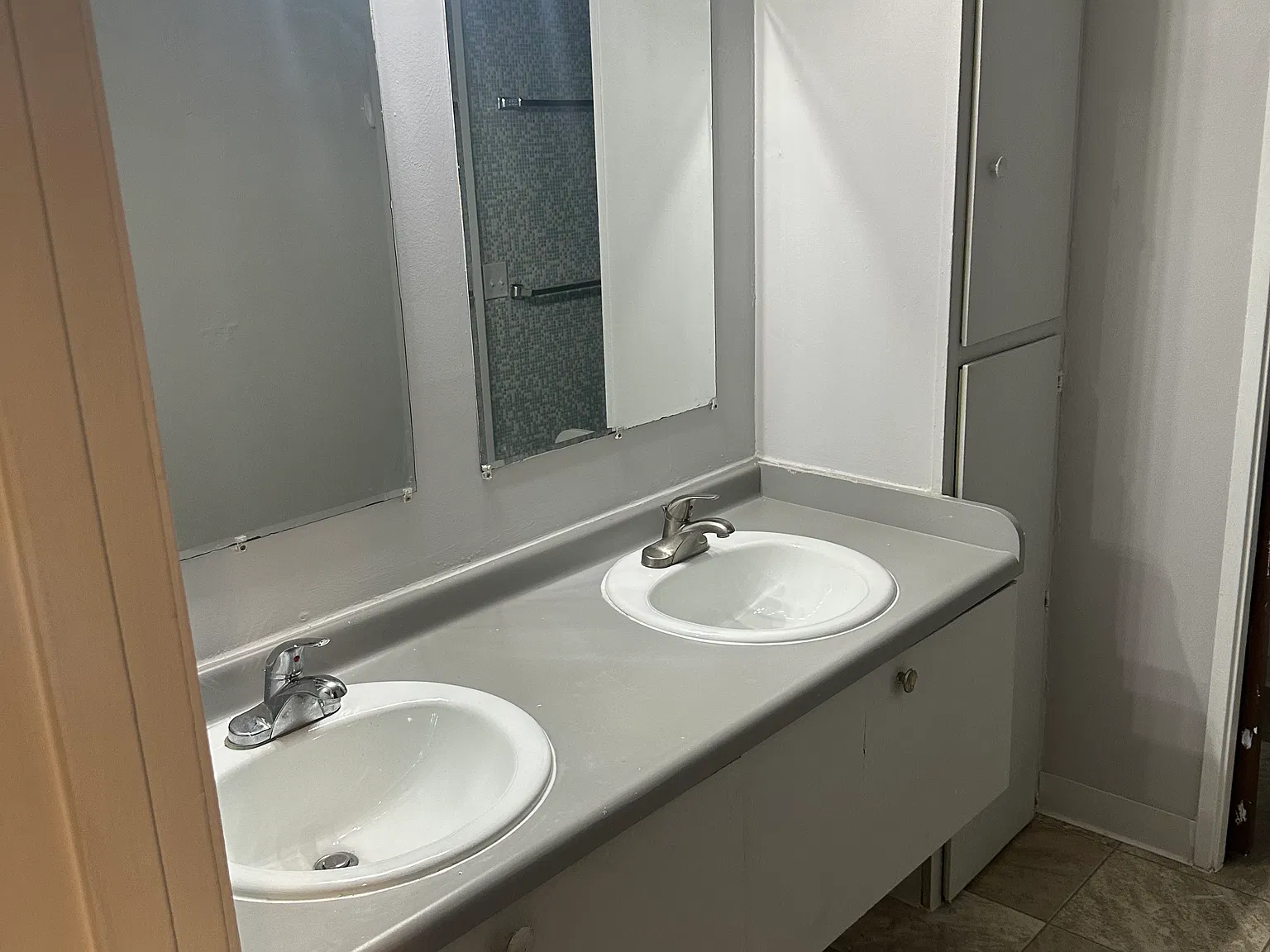 2 bed, $2,200 — Photo 4