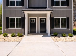 887 W 25th St, Newton, NC 28658