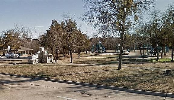5th image of 241 Moonbeam Ln