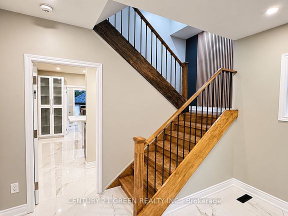 3rd image of 5174 Jepson St