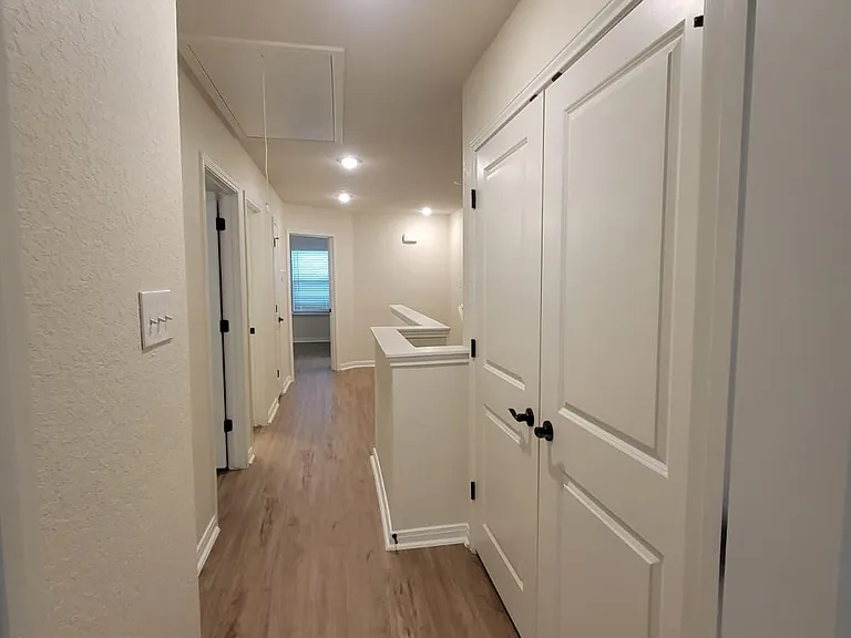 2318 Tulipwood Cv #101 — Photo 9