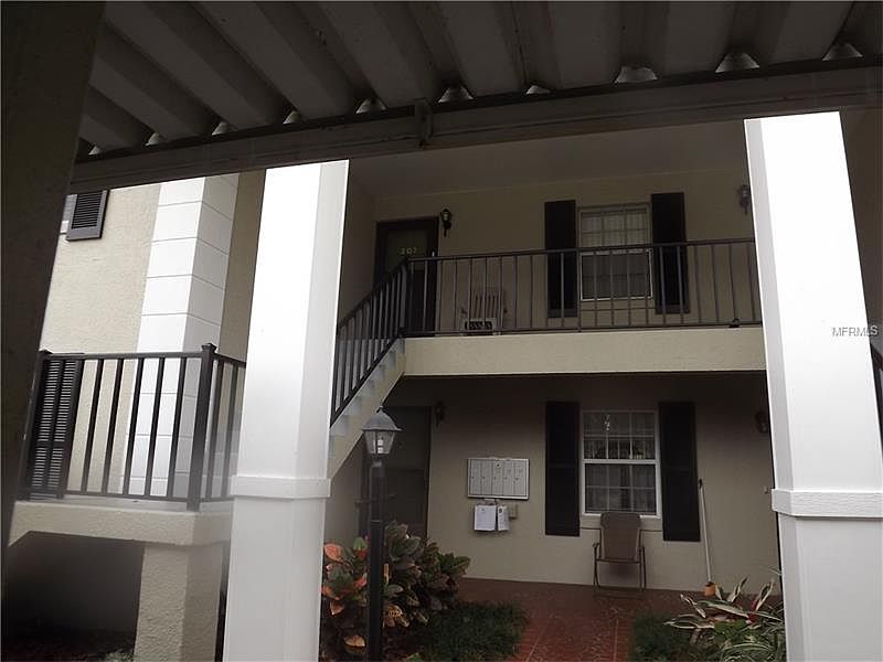 1st image of 689 W Lake Howard Dr #207