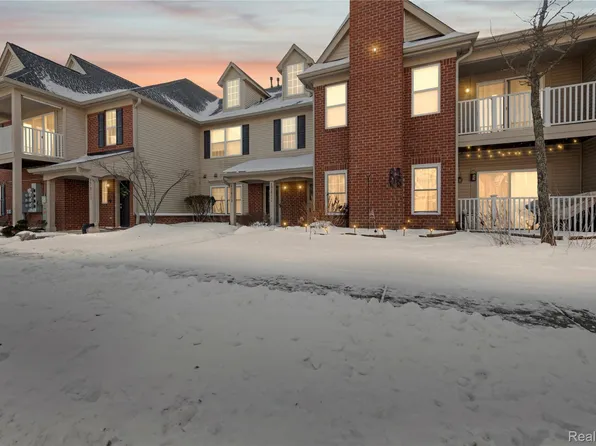 47861 Cardiff Ave, Canton, MI 48188