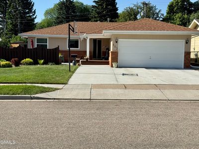 103 Cherokee Ave, Bismarck, ND, 58501