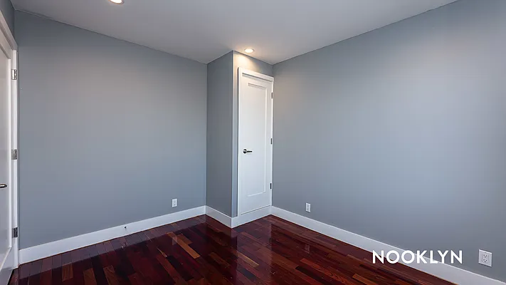 Rented by Nooklyn NYC LLC | media 13