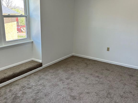 4th image of 6820 Linville Dr #26-1-1