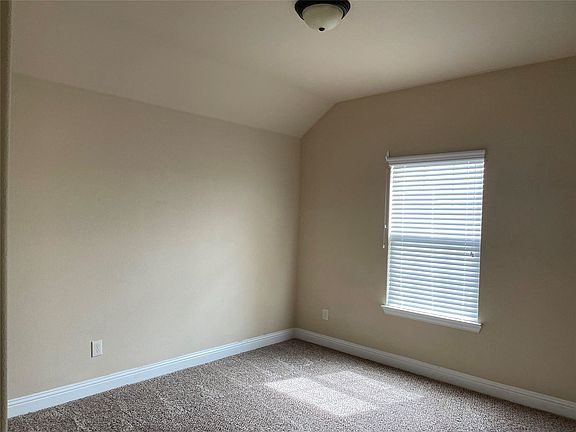 5th image of 3004 Guadalupe Dr