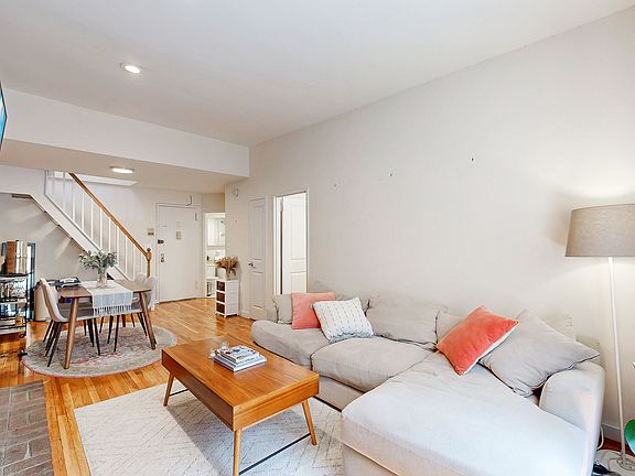 5th image of 28 W 73rd St APT 4B