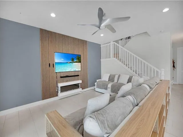 9712 Celtic Sea Ln — Photo 17