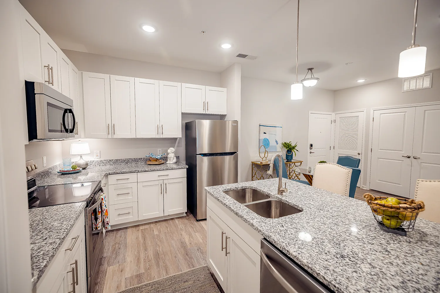 Grand Oaks Apartments — Photo 3