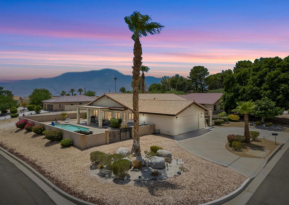 1st image of 64329 Spyglass Ave