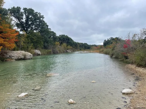 167 White Tail Run, Uvalde, TX 78801
