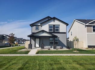 4182 N Ambercreek Ave, Meridian, ID 83646