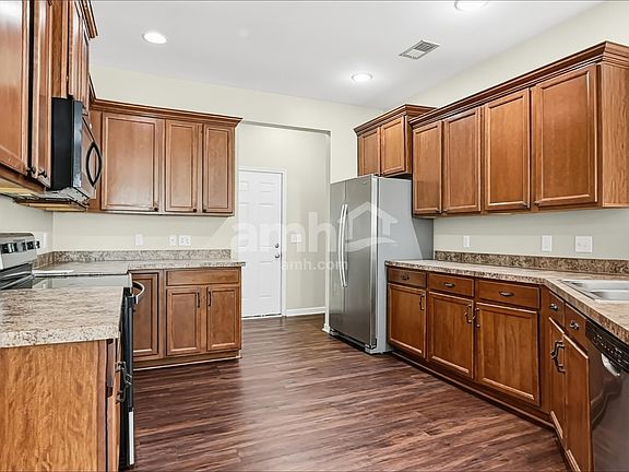 4th image of 51 Sand Valley Ct