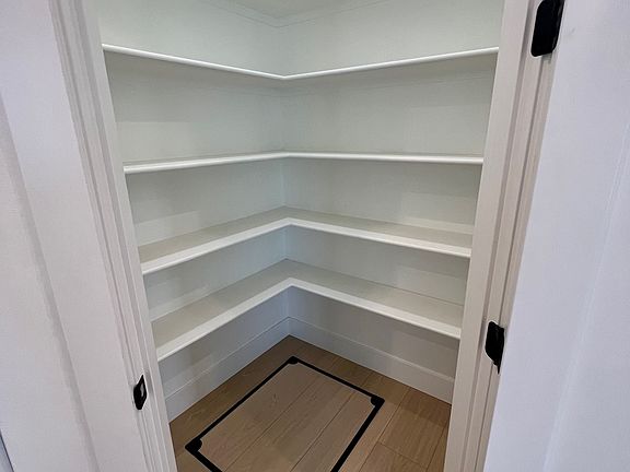 3rd image of 206 Bogey Ln #1