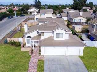 8365 Buena Vista Dr, Fontana, CA 92335