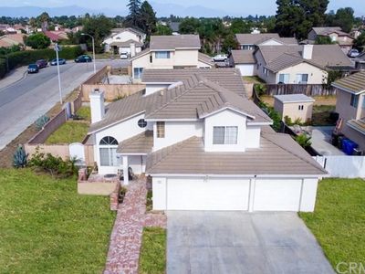 8365 Buena Vista Dr, Fontana, CA, 92335
