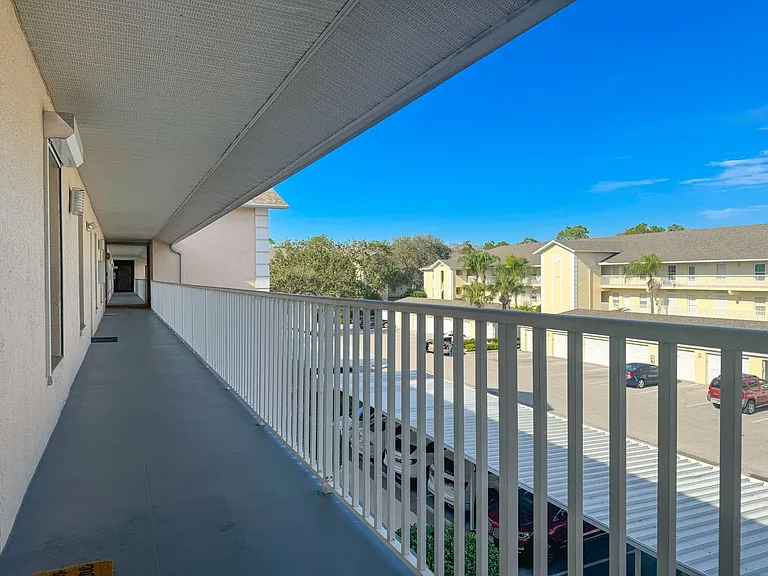 3250 Cypress Glen Way #424 — Photo 9
