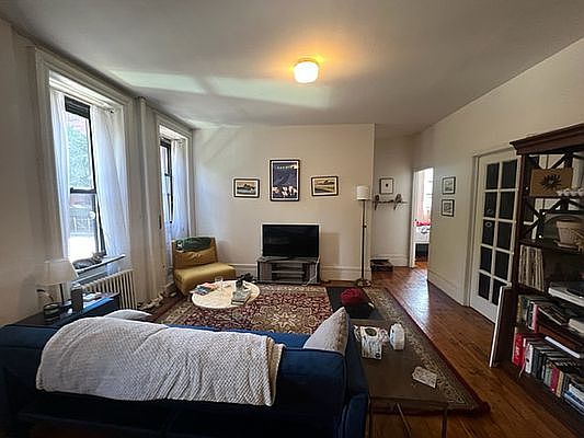 1st image of 200 W 102nd St #2E