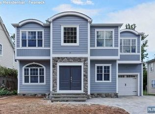 54 Spring Ave, Bergenfield, NJ 07621