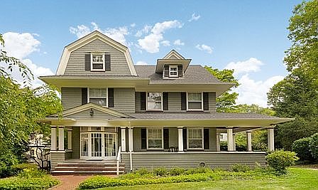 2nd image of 4 Irving Pl