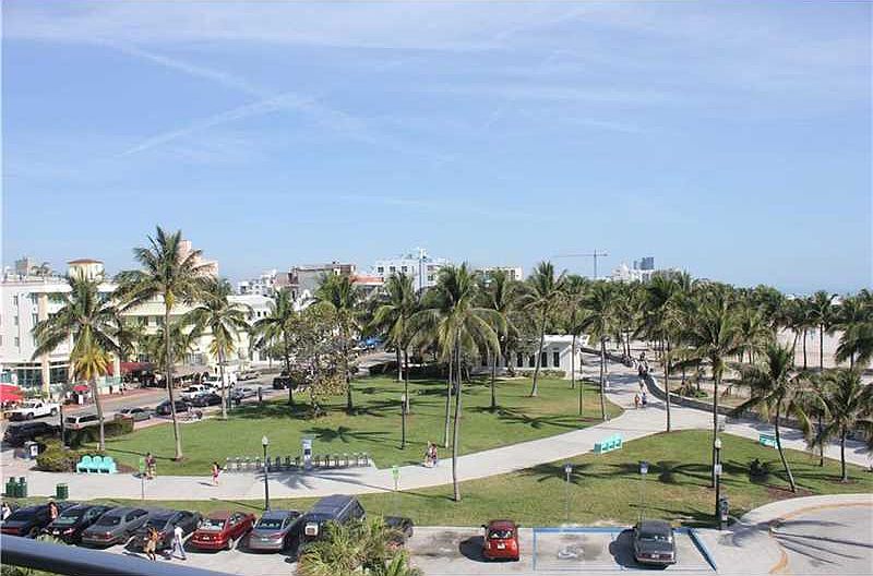 1st image of 465 Ocean Dr APT 521