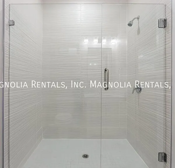 3600 Ventura Ave #1 — Photo 17