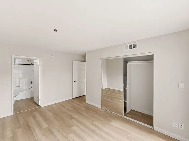 Chateau Nicole - Hulac West, LLC — Photo 19