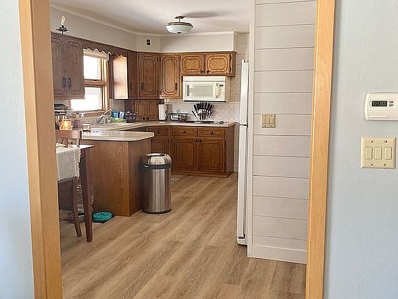 Living Room/Kitchen View 