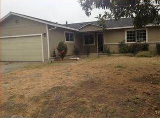 587 Saint Edwards Ave, Salinas, CA 93905