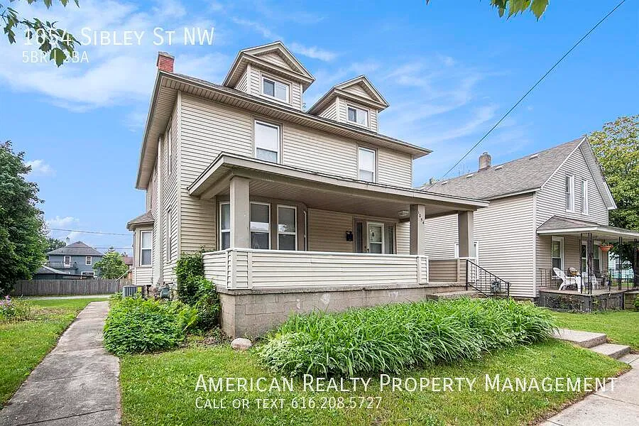 5 bed, 2165 sqft, $3,000 — Photo 1