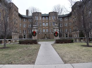 114 S Maple Ave APT A1, Oak Park, IL 60302