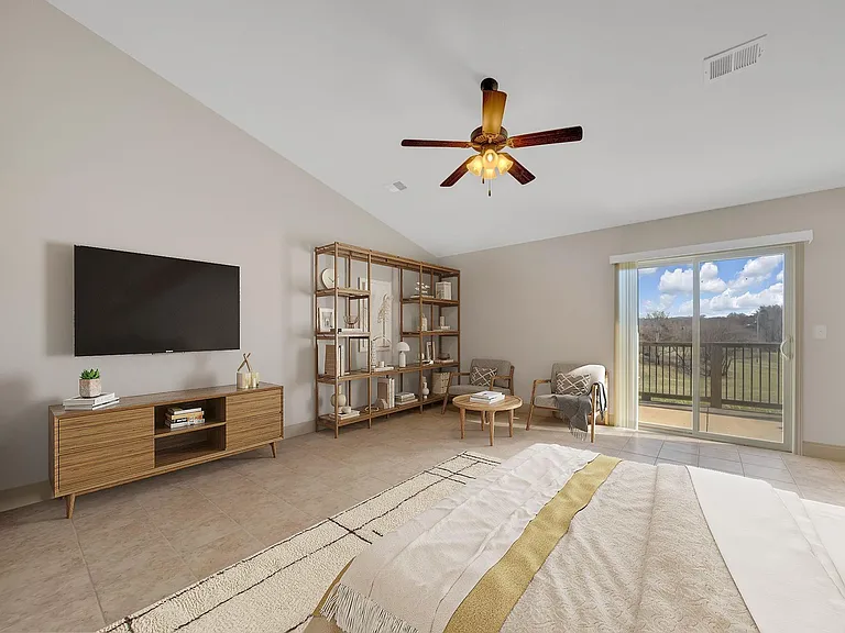 HILLRISE APARTMENTS — Photo 9
