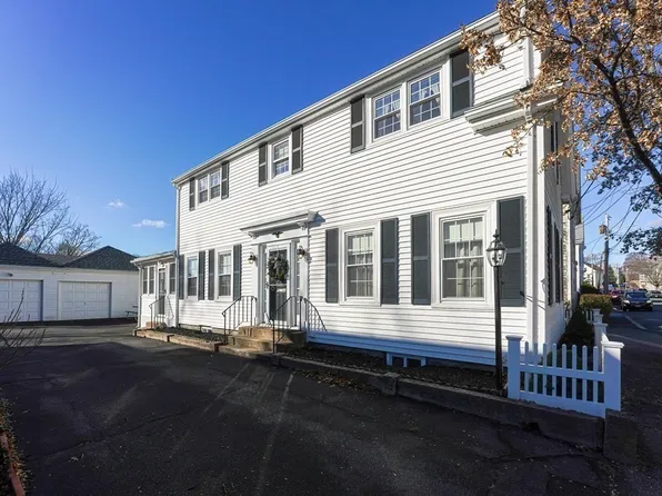 29 Barr St, Salem, MA 01970