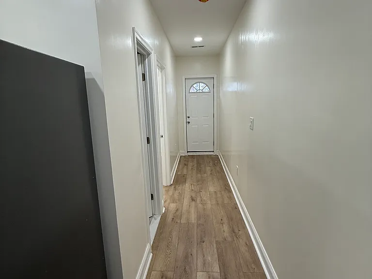 2720 E Biddle St — Photo 10