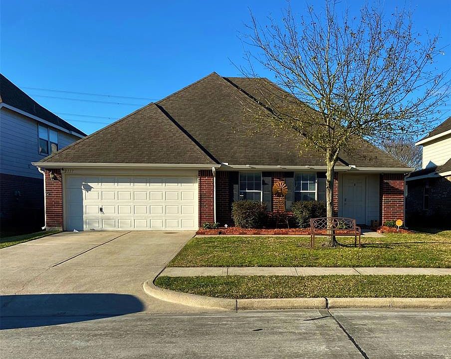 1st image of 2117 Camdon Dr