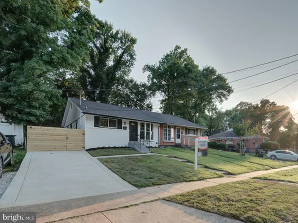 3207 28th Pkwy, Temple Hills, MD 20748