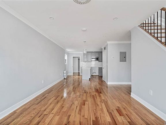5th image of 12339 Inwood St
