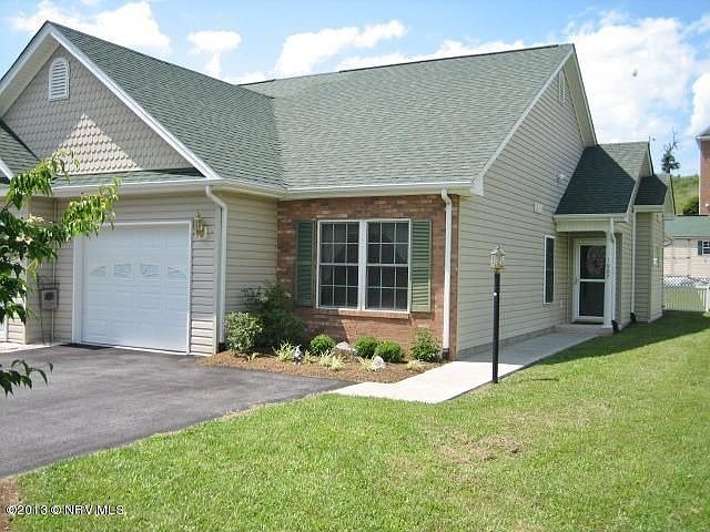 1st image of 1027 Elk Dr