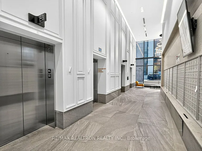 3 Gloucester St #4601 — Photo 2