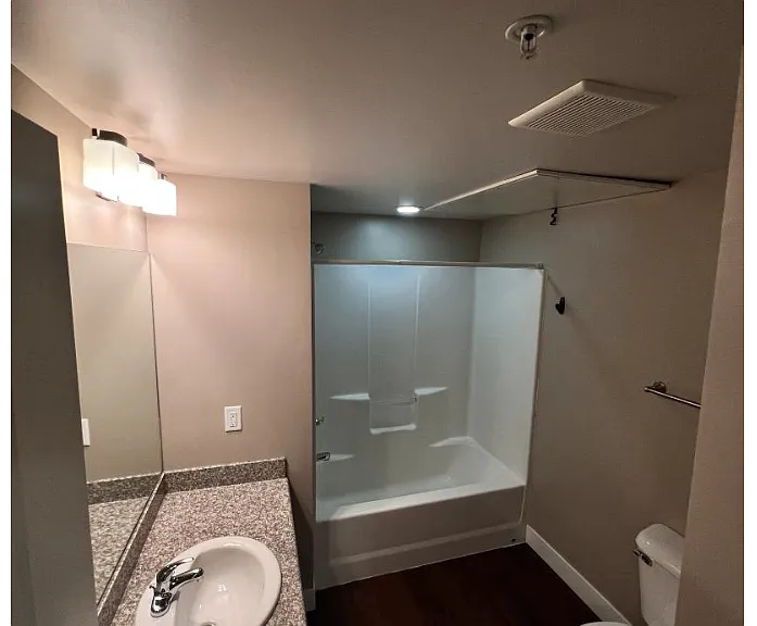 105 1st St SE #302 — Photo 2