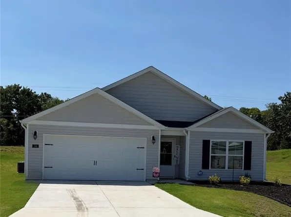 148 Birch Tree Way, Mayodan, NC 27027
