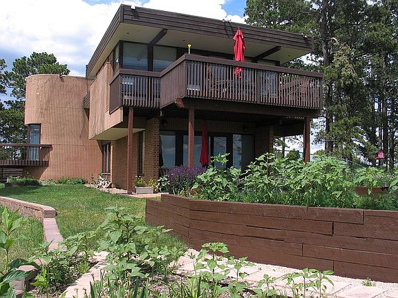 House southwest corner