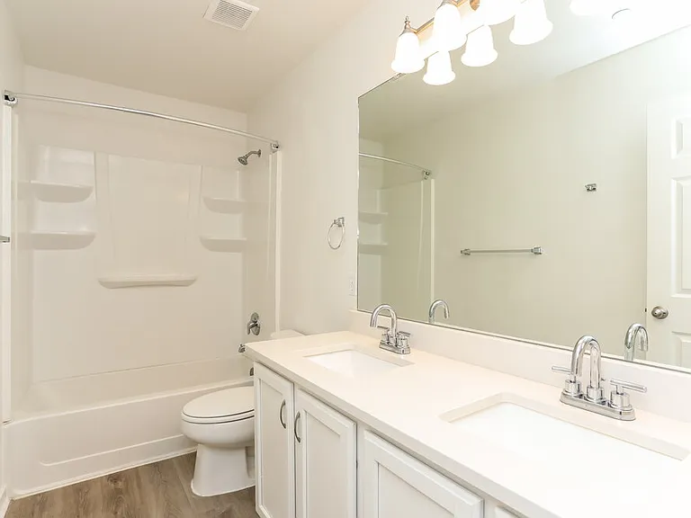 192 W Calle Cascara — Photo 15