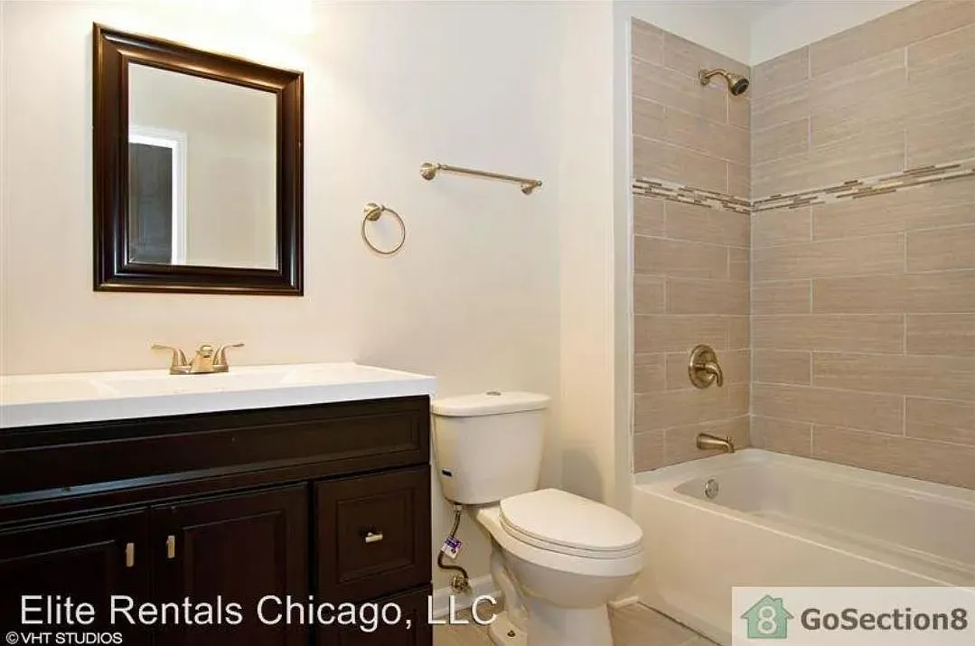 7824 S Greenwood Ave — Photo 3