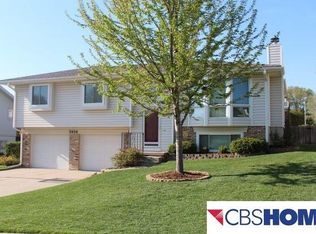 3414 Schuemann Dr, Bellevue, NE 68123