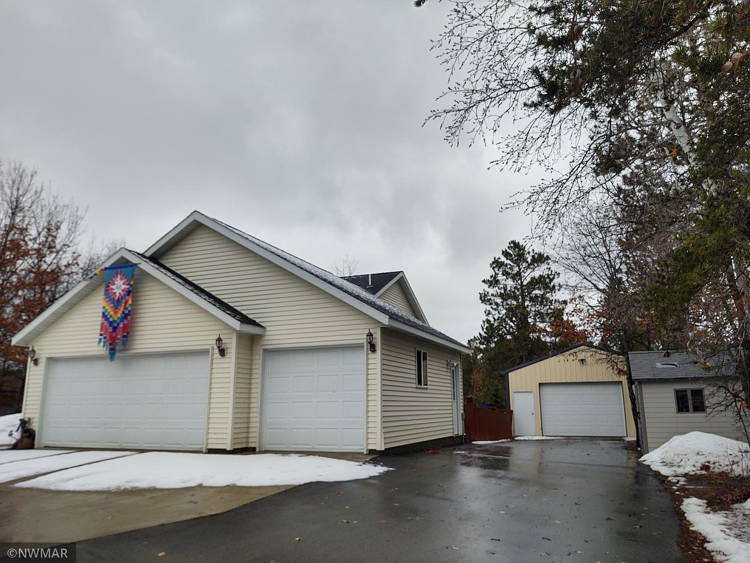 718 1st St NW, Menahga, MN 56464 Zillow